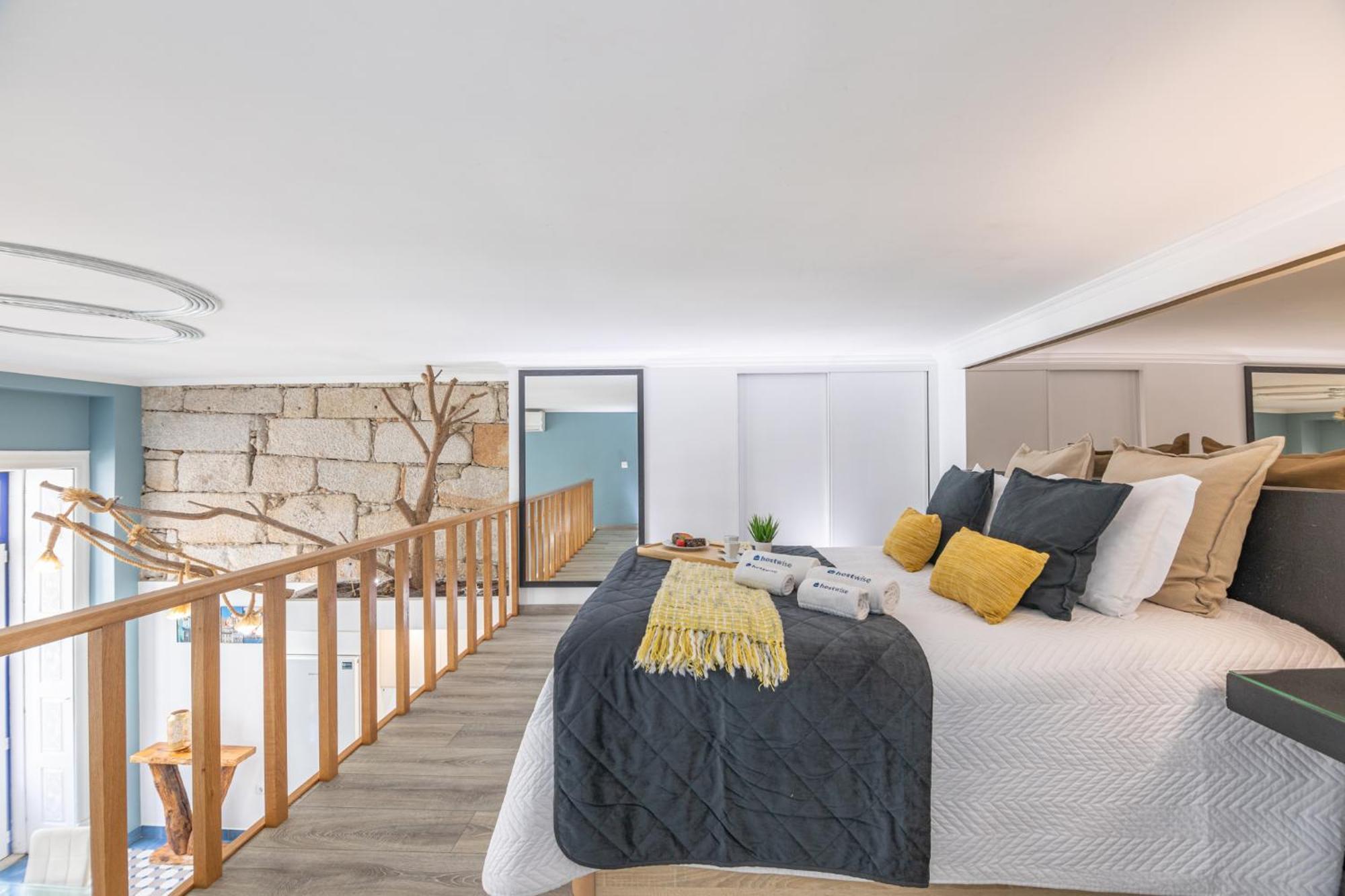Deluxe Spacious Flats W Mezzanine By Host Wise Apartment ปอร์โต ภายนอก รูปภาพ
